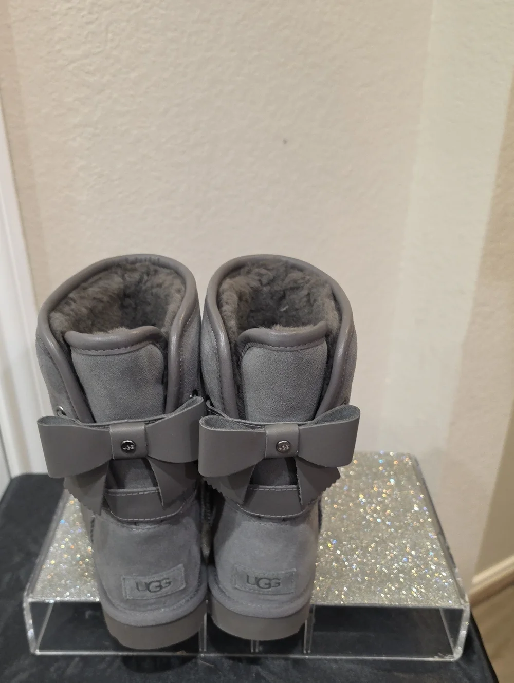 Ugg Bailey Leather Bow Boots- Grey